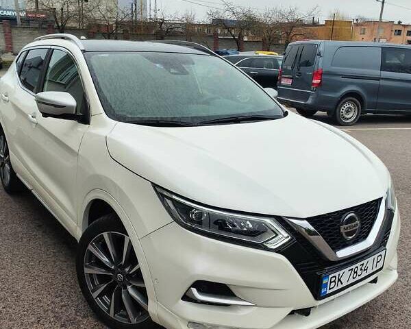 Ниссан Кашкай, объемом двигателя 1.3 л и пробегом 52 тыс. км за 16999 $, фото 2 на Automoto.ua