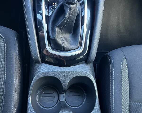 Ниссан Кашкай, объемом двигателя 1.2 л и пробегом 51 тыс. км за 17399 $, фото 32 на Automoto.ua