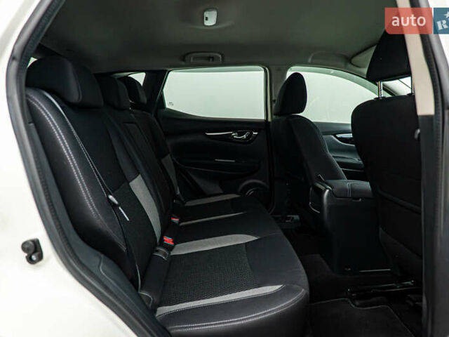 Ниссан Кашкай, объемом двигателя 1.6 л и пробегом 49 тыс. км за 22276 $, фото 19 на Automoto.ua