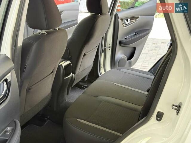 Ниссан Кашкай, объемом двигателя 1.6 л и пробегом 74 тыс. км за 20600 $, фото 49 на Automoto.ua