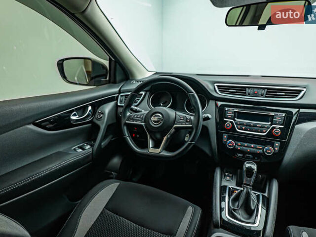 Ниссан Кашкай, объемом двигателя 1.6 л и пробегом 49 тыс. км за 22276 $, фото 11 на Automoto.ua