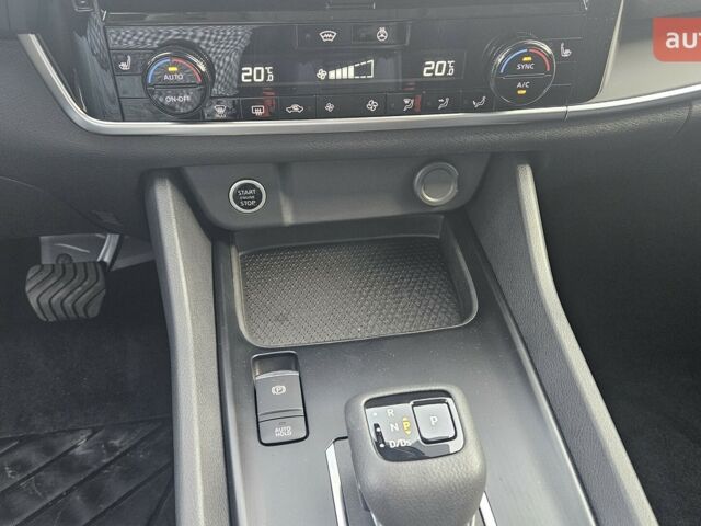 Ниссан Кашкай, объемом двигателя 1.33 л и пробегом 0 тыс. км за 29551 $, фото 10 на Automoto.ua