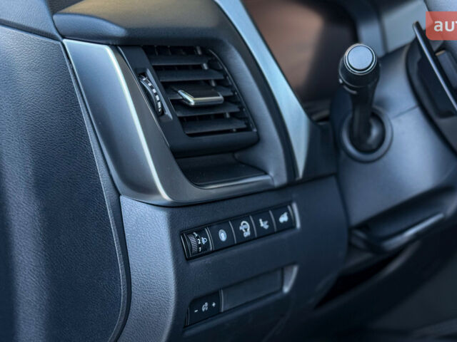 Ниссан Кашкай, объемом двигателя 1.33 л и пробегом 0 тыс. км за 32675 $, фото 39 на Automoto.ua