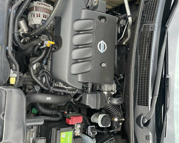 Желтый Ниссан Кашкай, объемом двигателя 2 л и пробегом 232 тыс. км за 10000 $, фото 8 на Automoto.ua