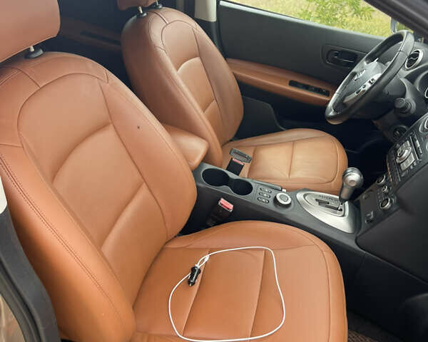 Желтый Ниссан Кашкай, объемом двигателя 2 л и пробегом 232 тыс. км за 10000 $, фото 18 на Automoto.ua