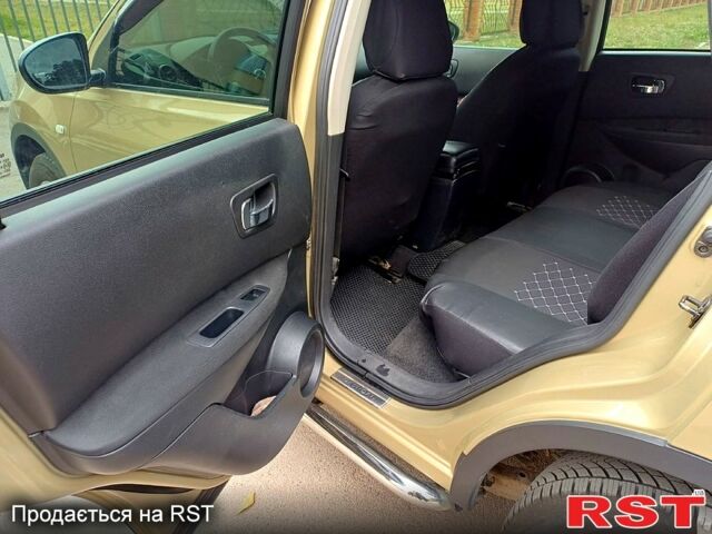 Желтый Ниссан Кашкай, объемом двигателя 2 л и пробегом 203 тыс. км за 8200 $, фото 7 на Automoto.ua