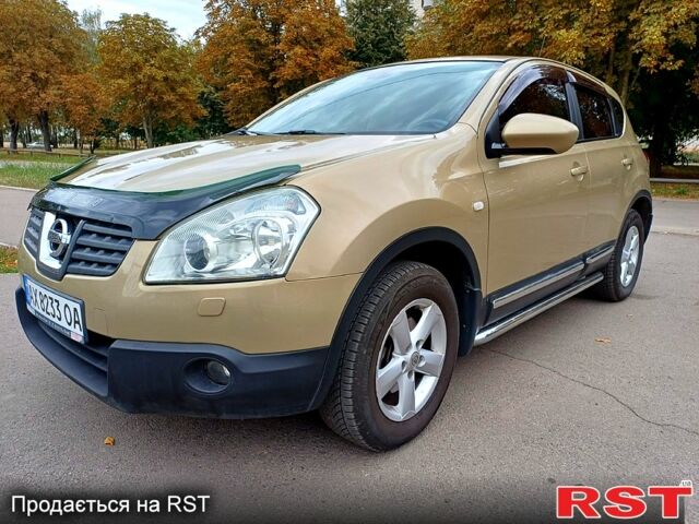 Желтый Ниссан Кашкай, объемом двигателя 2 л и пробегом 203 тыс. км за 8200 $, фото 2 на Automoto.ua