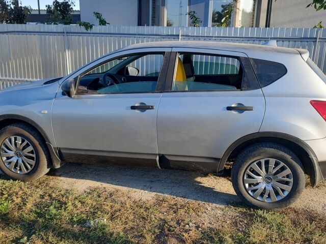 Серый Ниссан Кашкай, объемом двигателя 2 л и пробегом 233 тыс. км за 5953 $, фото 1 на Automoto.ua