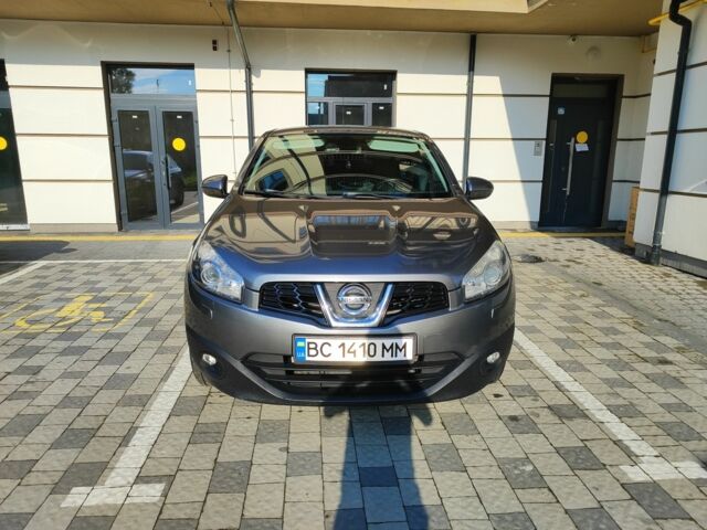 Серый Ниссан Кашкай, объемом двигателя 1.6 л и пробегом 225 тыс. км за 9900 $, фото 1 на Automoto.ua