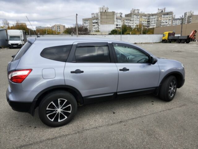 Серый Ниссан Кашкай, объемом двигателя 1.6 л и пробегом 143 тыс. км за 10500 $, фото 7 на Automoto.ua