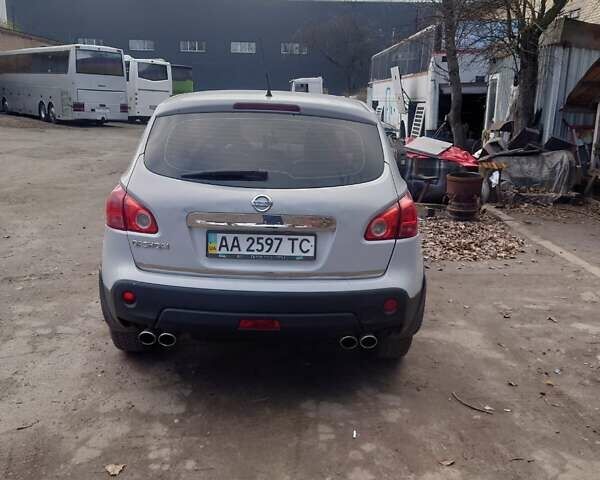 Серый Ниссан Кашкай, объемом двигателя 2 л и пробегом 360 тыс. км за 6500 $, фото 1 на Automoto.ua