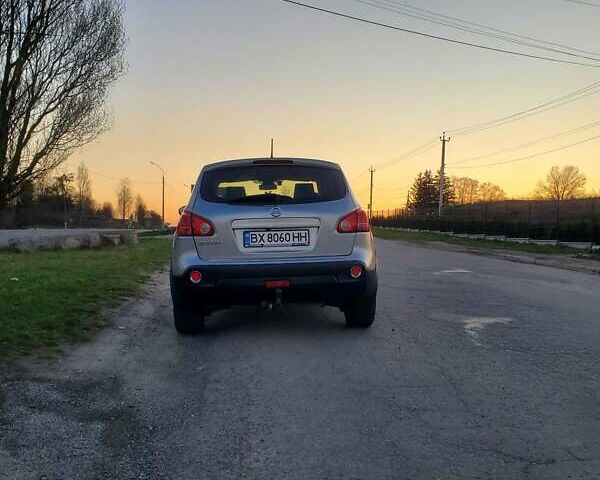 Сірий Ніссан Кашкай, об'ємом двигуна 1.6 л та пробігом 283 тис. км за 8199 $, фото 3 на Automoto.ua
