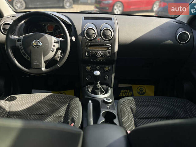Серый Ниссан Кашкай, объемом двигателя 2 л и пробегом 207 тыс. км за 7999 $, фото 14 на Automoto.ua