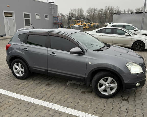 Сірий Ніссан Кашкай, об'ємом двигуна 2 л та пробігом 260 тис. км за 8100 $, фото 3 на Automoto.ua