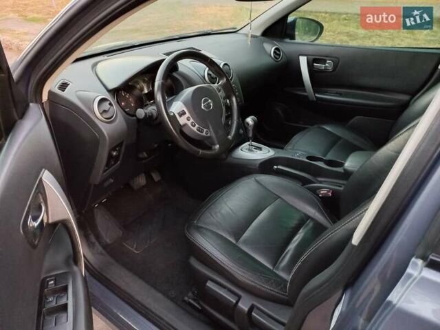 Серый Ниссан Кашкай, объемом двигателя 2 л и пробегом 169 тыс. км за 7700 $, фото 4 на Automoto.ua