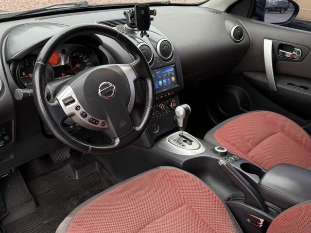 Серый Ниссан Кашкай, объемом двигателя 2 л и пробегом 260 тыс. км за 8100 $, фото 4 на Automoto.ua