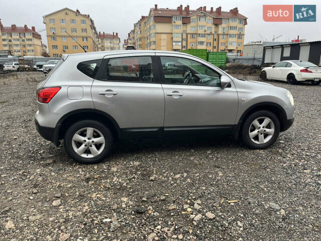 Серый Ниссан Кашкай, объемом двигателя 2 л и пробегом 137 тыс. км за 8000 $, фото 5 на Automoto.ua