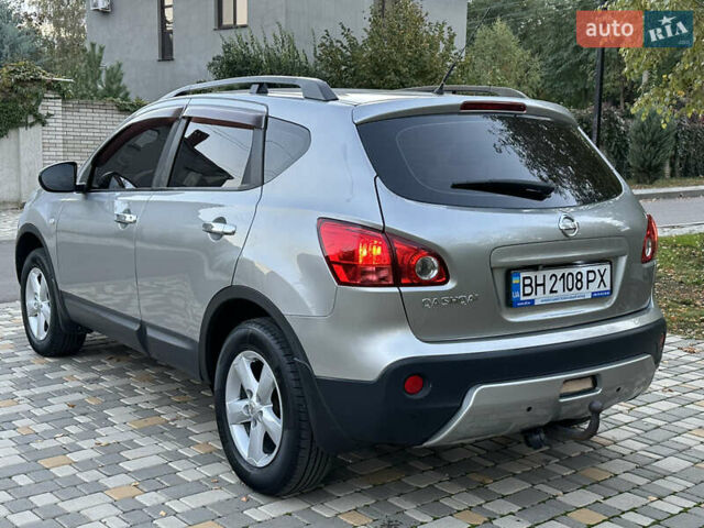 Сірий Ніссан Кашкай, об'ємом двигуна 2 л та пробігом 172 тис. км за 7400 $, фото 26 на Automoto.ua