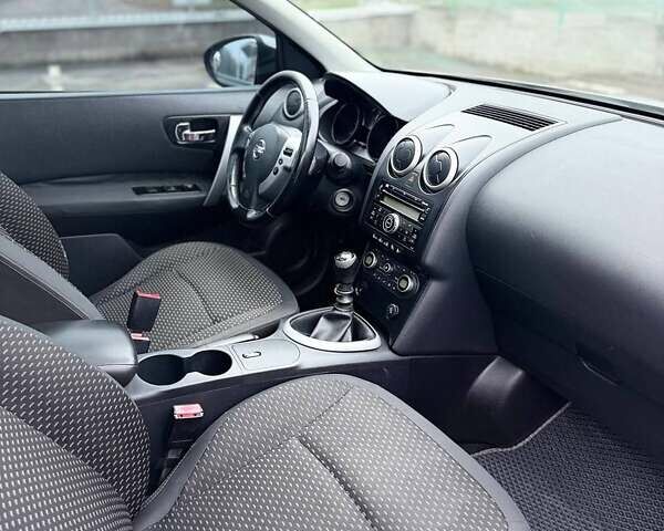 Сірий Ніссан Кашкай, об'ємом двигуна 1.46 л та пробігом 244 тис. км за 8100 $, фото 8 на Automoto.ua