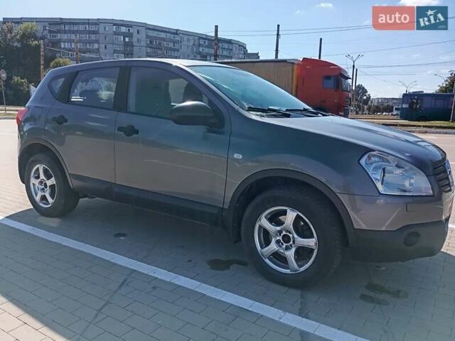 Серый Ниссан Кашкай, объемом двигателя 1.6 л и пробегом 200 тыс. км за 7650 $, фото 19 на Automoto.ua