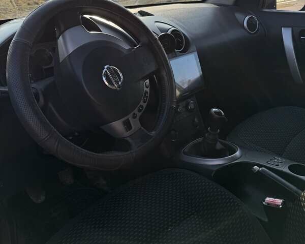 Серый Ниссан Кашкай, объемом двигателя 2 л и пробегом 290 тыс. км за 7500 $, фото 11 на Automoto.ua