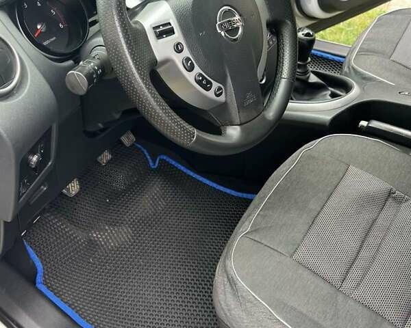 Сірий Ніссан Кашкай, об'ємом двигуна 1.46 л та пробігом 281 тис. км за 8100 $, фото 1 на Automoto.ua