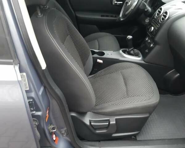 Серый Ниссан Кашкай, объемом двигателя 1.6 л и пробегом 241 тыс. км за 7850 $, фото 25 на Automoto.ua