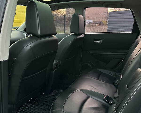 Сірий Ніссан Кашкай, об'ємом двигуна 1.5 л та пробігом 197 тис. км за 8650 $, фото 26 на Automoto.ua