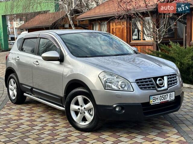 Серый Ниссан Кашкай, объемом двигателя 2 л и пробегом 146 тыс. км за 8900 $, фото 2 на Automoto.ua