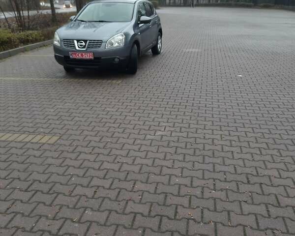 Серый Ниссан Кашкай, объемом двигателя 1.6 л и пробегом 241 тыс. км за 7850 $, фото 3 на Automoto.ua