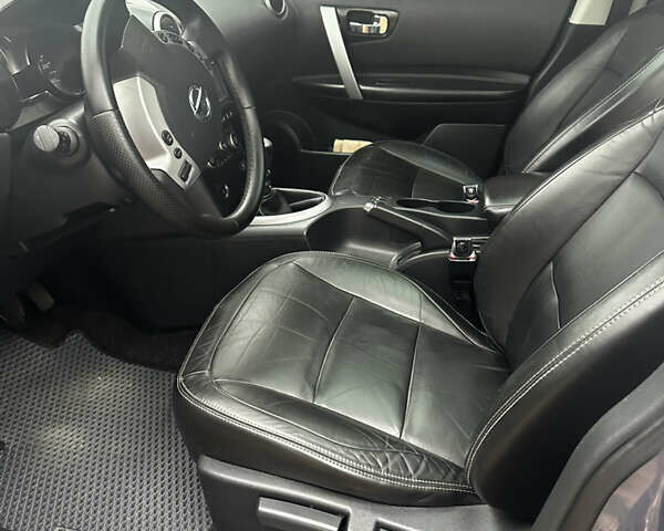 Серый Ниссан Кашкай, объемом двигателя 1.5 л и пробегом 258 тыс. км за 7999 $, фото 5 на Automoto.ua