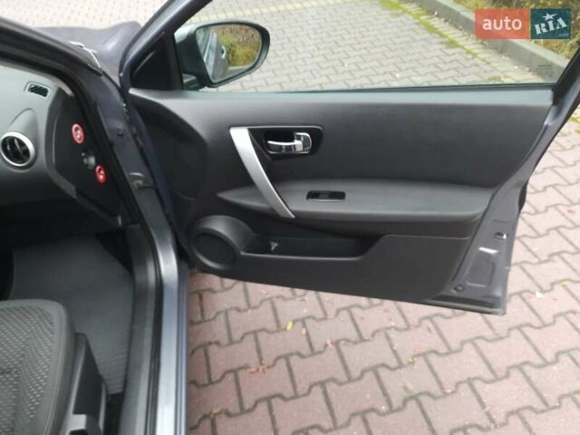 Серый Ниссан Кашкай, объемом двигателя 1.6 л и пробегом 241 тыс. км за 7850 $, фото 44 на Automoto.ua