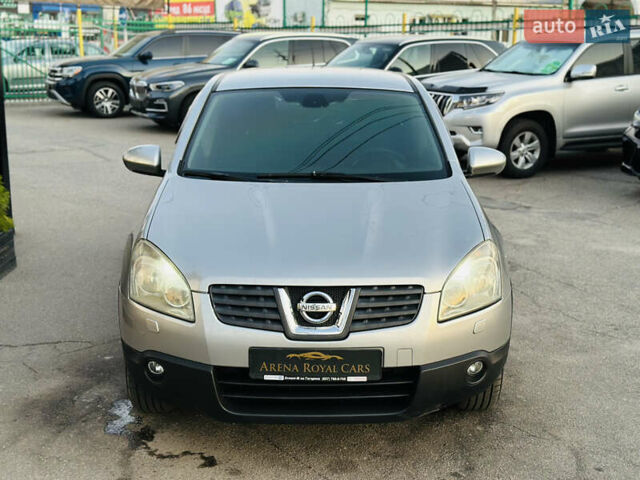 Сірий Ніссан Кашкай, об'ємом двигуна 2 л та пробігом 170 тис. км за 9200 $, фото 7 на Automoto.ua