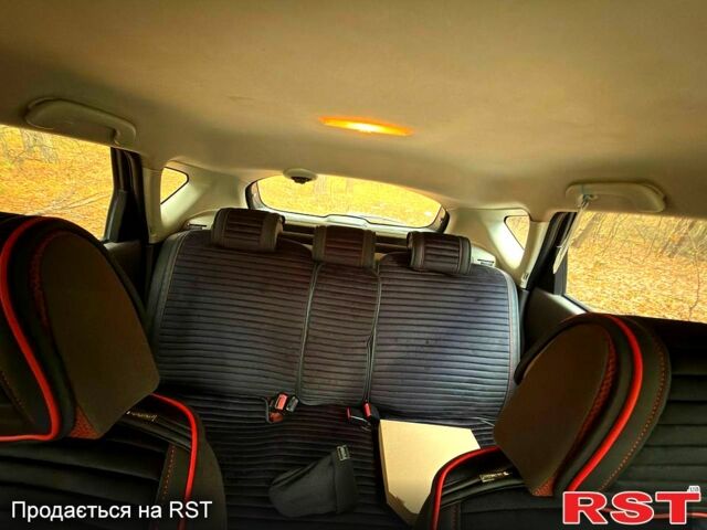 Серый Ниссан Кашкай, объемом двигателя 2 л и пробегом 260 тыс. км за 7500 $, фото 12 на Automoto.ua