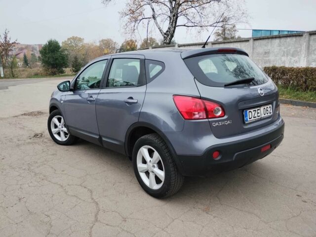 Серый Ниссан Кашкай, объемом двигателя 2 л и пробегом 239 тыс. км за 3900 $, фото 4 на Automoto.ua