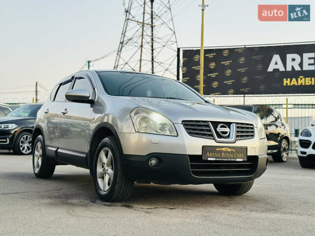 Сірий Ніссан Кашкай, об'ємом двигуна 2 л та пробігом 170 тис. км за 9200 $, фото 8 на Automoto.ua