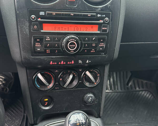 Серый Ниссан Кашкай, объемом двигателя 1.5 л и пробегом 183 тыс. км за 8200 $, фото 17 на Automoto.ua