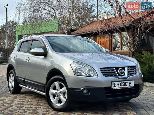 Серый Ниссан Кашкай, объемом двигателя 2 л и пробегом 146 тыс. км за 8900 $, фото 4 на Automoto.ua