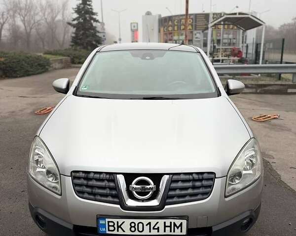 Сірий Ніссан Кашкай, об'ємом двигуна 1.46 л та пробігом 244 тис. км за 8100 $, фото 2 на Automoto.ua