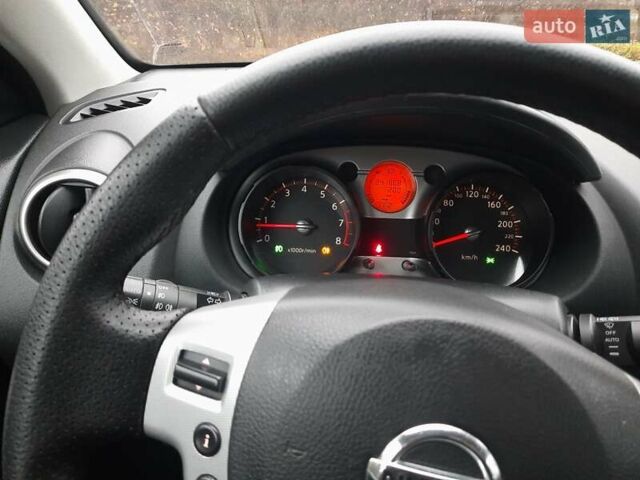 Серый Ниссан Кашкай, объемом двигателя 1.6 л и пробегом 241 тыс. км за 7850 $, фото 33 на Automoto.ua