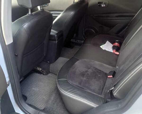 Серый Ниссан Кашкай, объемом двигателя 2 л и пробегом 360 тыс. км за 6500 $, фото 6 на Automoto.ua