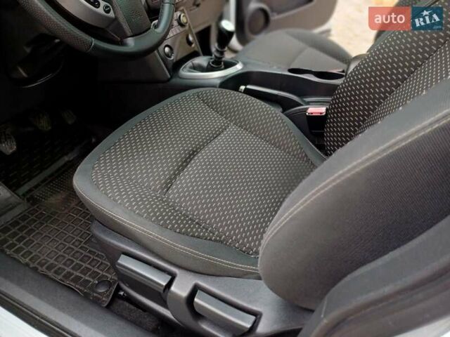 Ніссан Кашкай 2007 у Дрогобичі на Automoto.ua Сірий Ніссан Кашкай, об'ємом двигуна 2 л та пробігом 277 тис. км за 8450 $, фото 20 на Automoto.ua