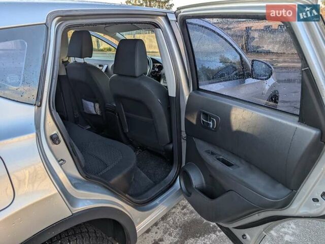 Серый Ниссан Кашкай, объемом двигателя 1.5 л и пробегом 272 тыс. км за 7999 $, фото 10 на Automoto.ua