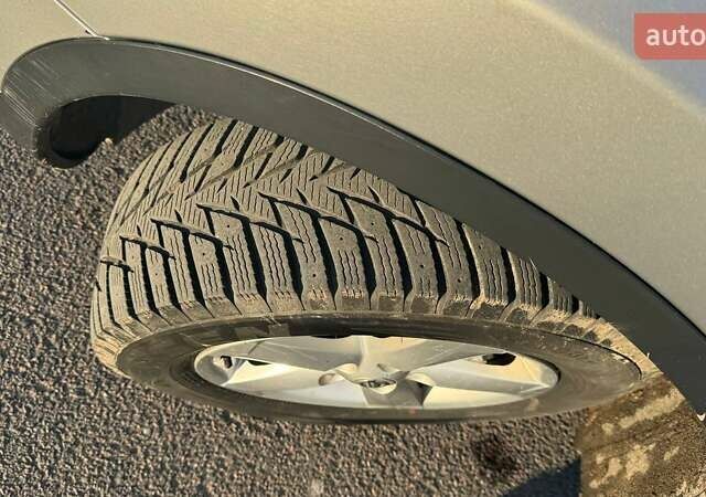 Серый Ниссан Кашкай, объемом двигателя 1.6 л и пробегом 320 тыс. км за 7600 $, фото 13 на Automoto.ua