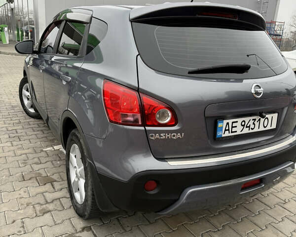 Сірий Ніссан Кашкай, об'ємом двигуна 2 л та пробігом 260 тис. км за 8100 $, фото 20 на Automoto.ua