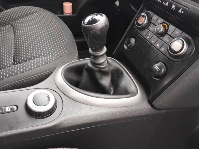 Серый Ниссан Кашкай, объемом двигателя 2 л и пробегом 239 тыс. км за 3900 $, фото 18 на Automoto.ua