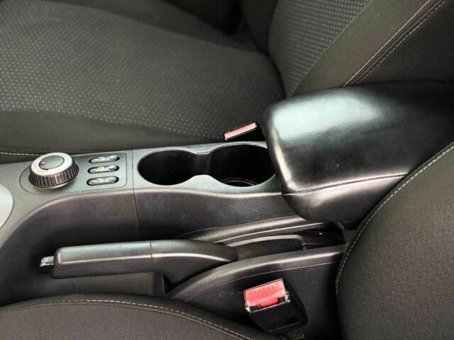 Серый Ниссан Кашкай, объемом двигателя 2 л и пробегом 174 тыс. км за 7490 $, фото 16 на Automoto.ua