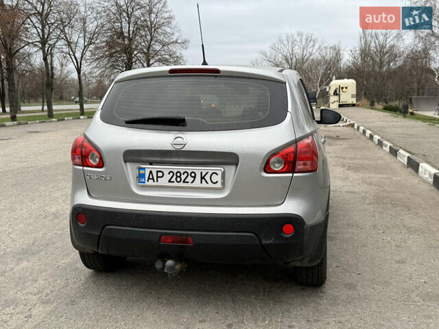 Серый Ниссан Кашкай, объемом двигателя 2 л и пробегом 130 тыс. км за 8200 $, фото 7 на Automoto.ua