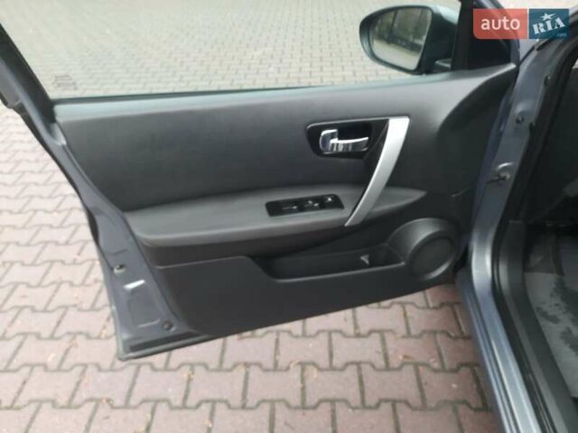 Серый Ниссан Кашкай, объемом двигателя 1.6 л и пробегом 241 тыс. км за 7850 $, фото 38 на Automoto.ua