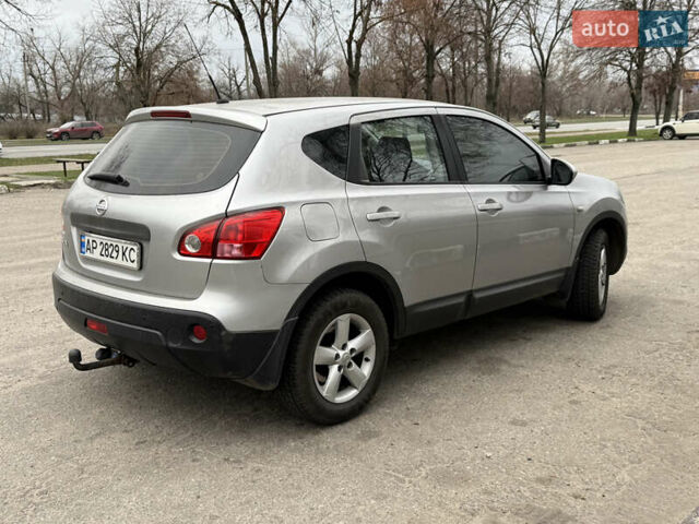 Серый Ниссан Кашкай, объемом двигателя 2 л и пробегом 130 тыс. км за 8200 $, фото 6 на Automoto.ua
